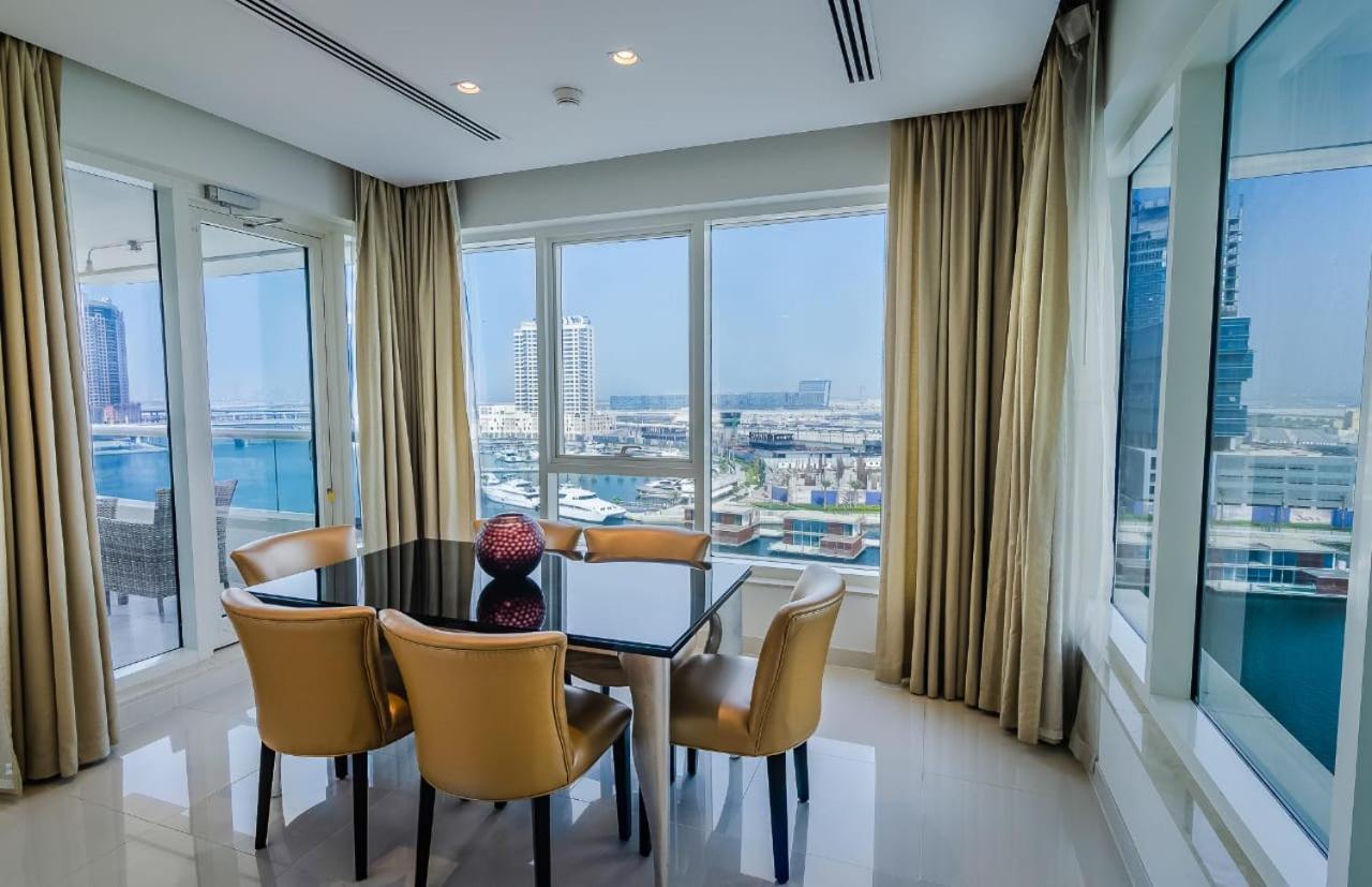 Waterfront Downtown- Damac Maison Canal View Dubai Buitenkant foto