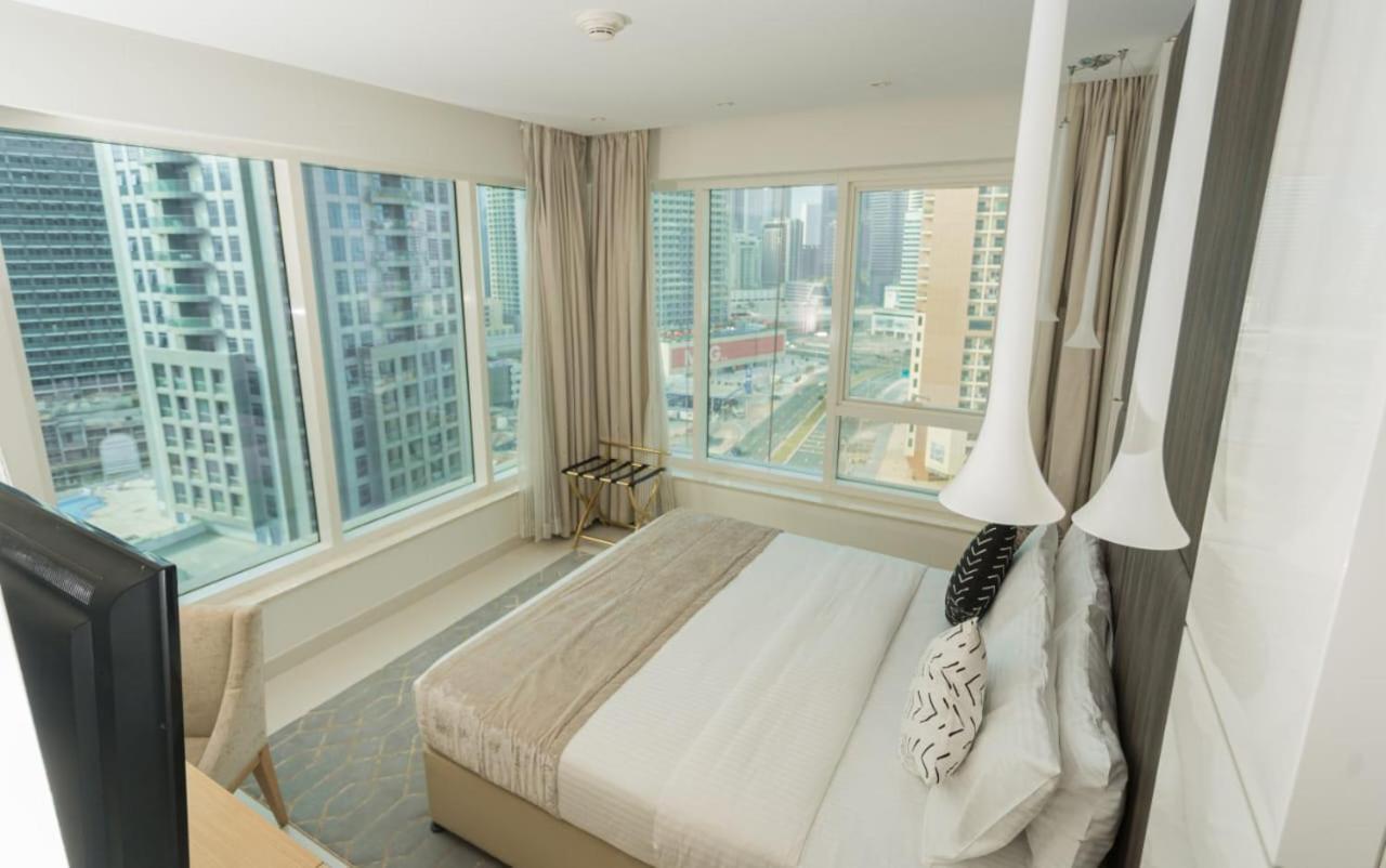 Waterfront Downtown- Damac Maison Canal View Dubai Buitenkant foto