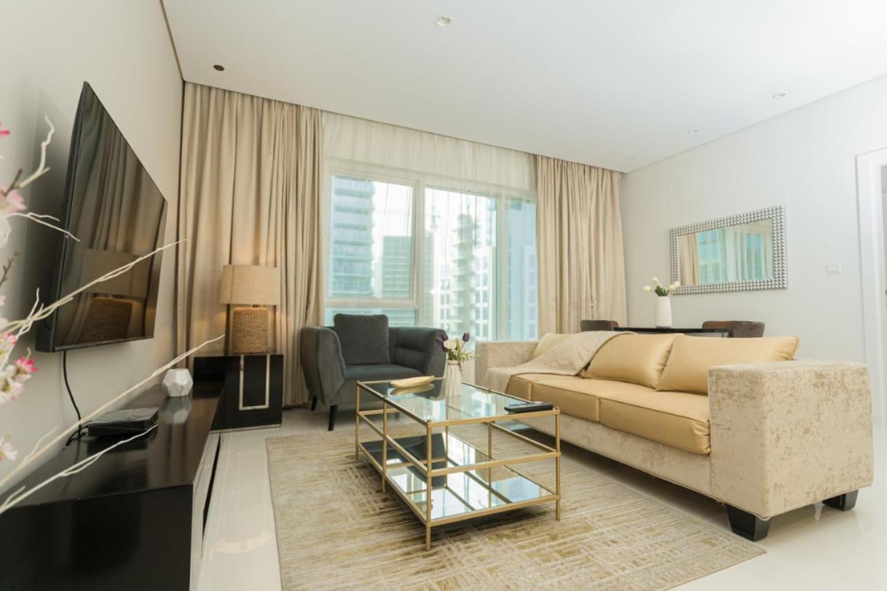 Waterfront Downtown- Damac Maison Canal View Dubai Buitenkant foto