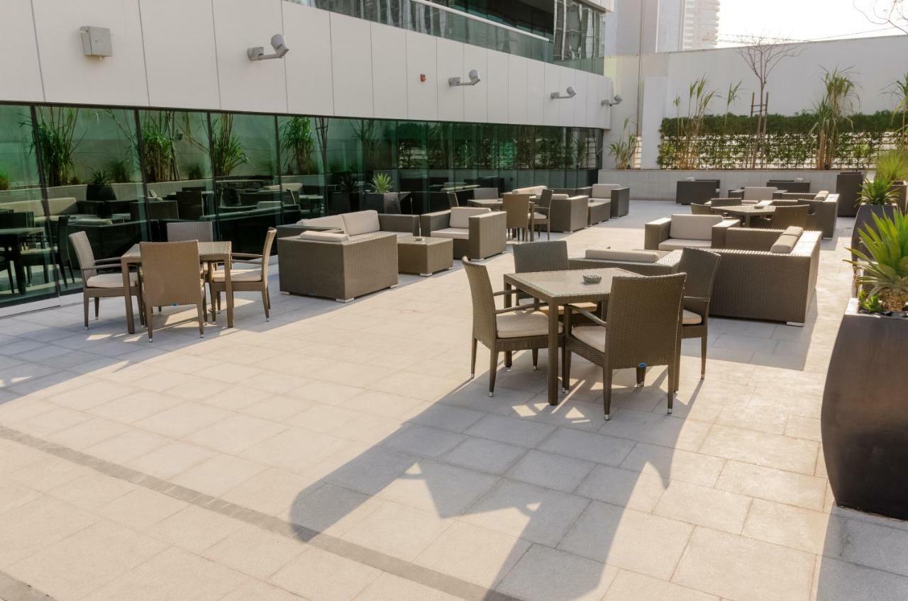 Waterfront Downtown- Damac Maison Canal View Dubai Buitenkant foto